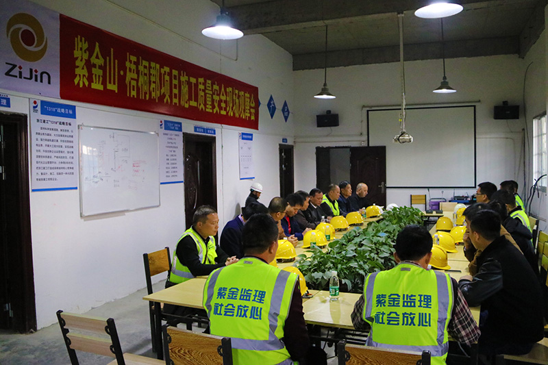 20171209190724_3190.jpg 20171209190724_3190.jpg