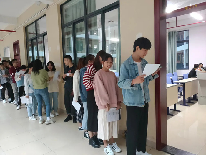 2.webp.jpg 2.webp.jpg